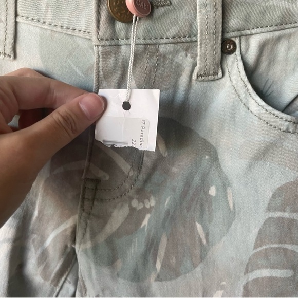 Cabi #227 Paradise Palm Leaf Cropped Skinny Jeans - Picture 7 of 8